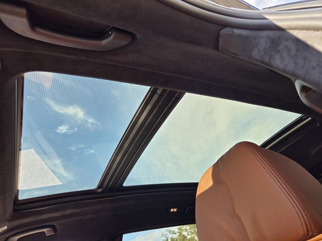 New 2026 BMW X7 M60i image 20