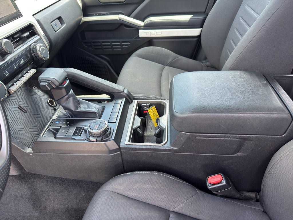 Used 2024 Toyota Tacoma TRD Off-Road AWD/4WD image 15