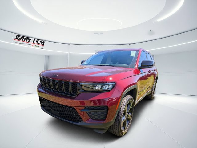 New 2025 Jeep Grand Cherokee Altitude RWD image 6