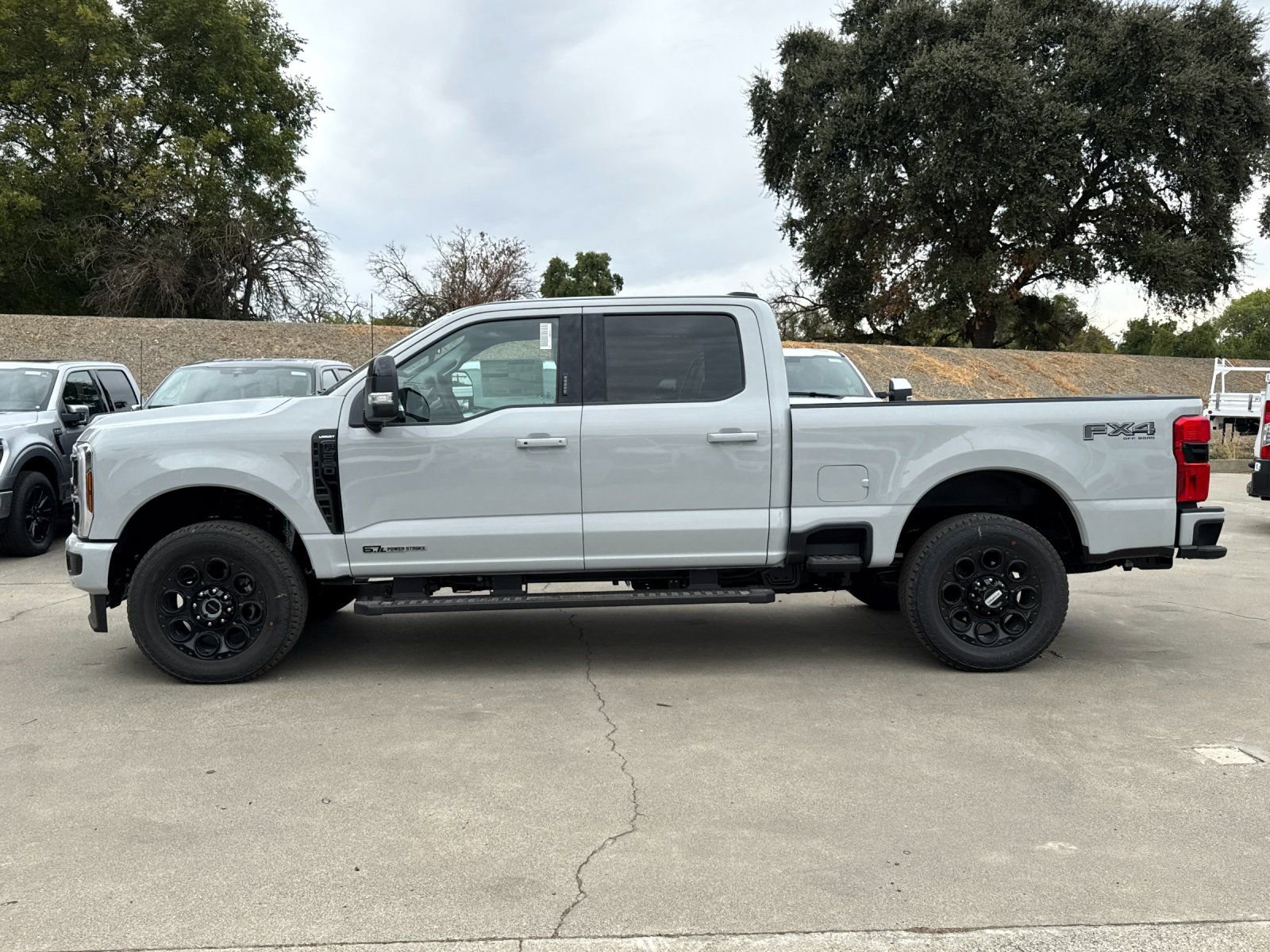 New 2026 Ford F250 4x4 Crew Cab Super Duty image 6