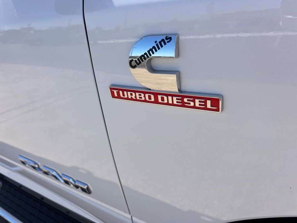 Used 2025 RAM 2500 Laramie w/ Sport Appearance Package image 16
