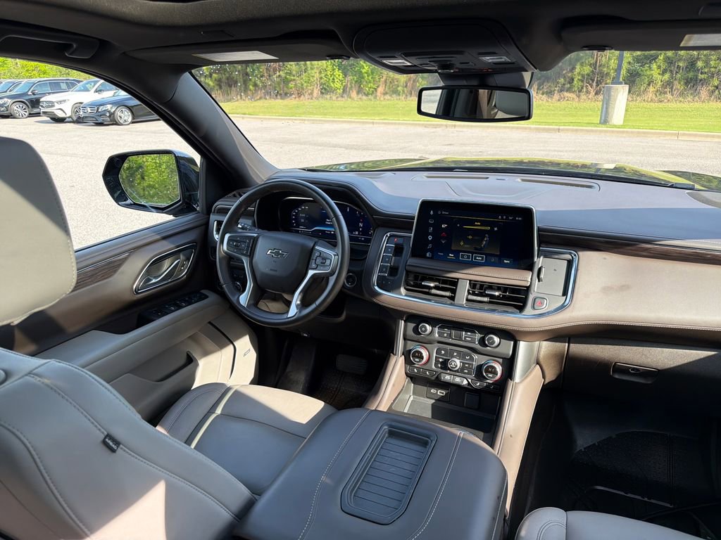 Used 2024 Chevrolet Tahoe Z71 w/ Luxury Package image 58