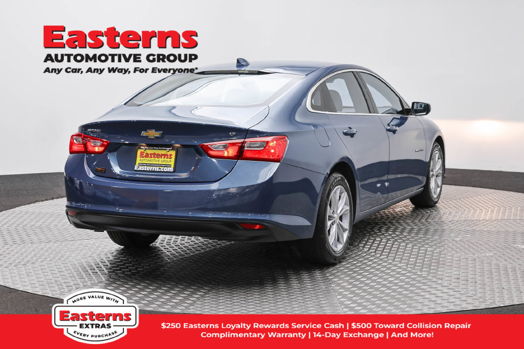 Used 2025 Chevrolet Malibu LT FWD image 6