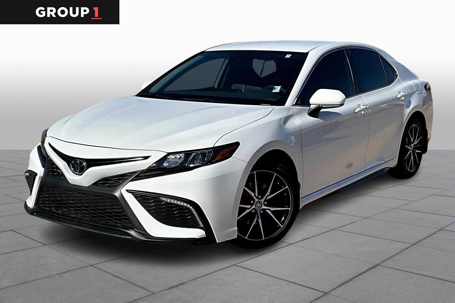 Used 2022 Toyota Camry SE