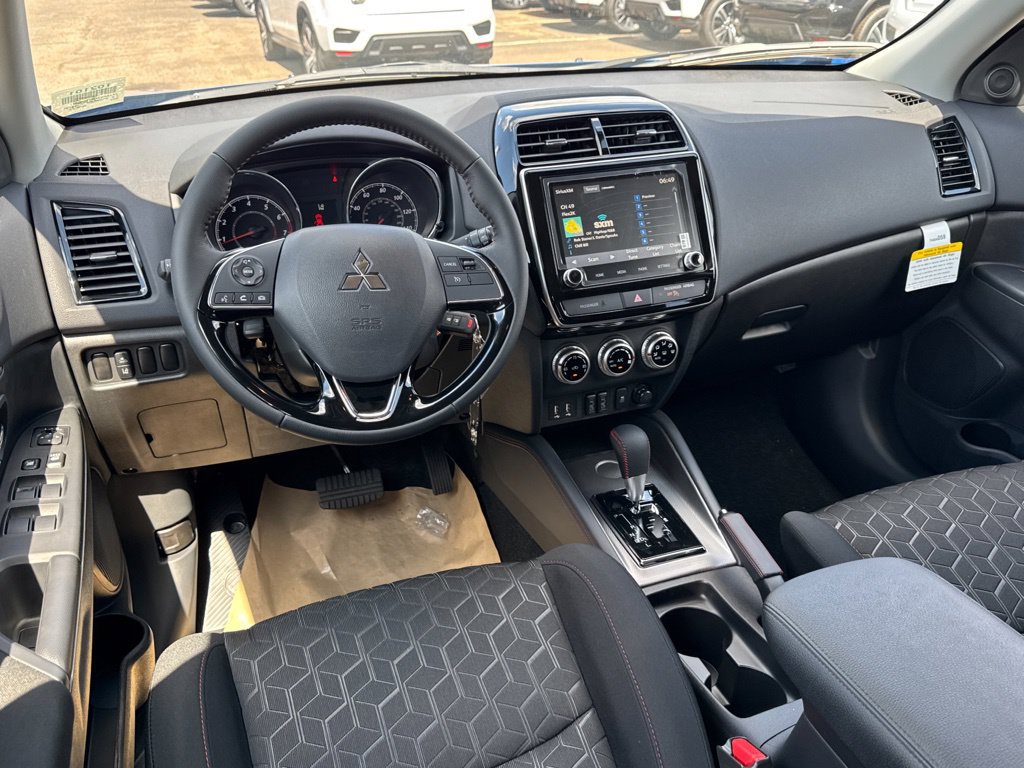 New 2027 Mitsubishi Outlander Sport LE FWD image 7