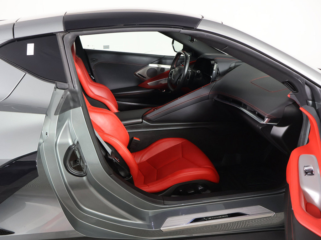 Used 2024 Chevrolet Corvette Stingray Preferred Cpe w/ Z51 Performance Package RWD image 33