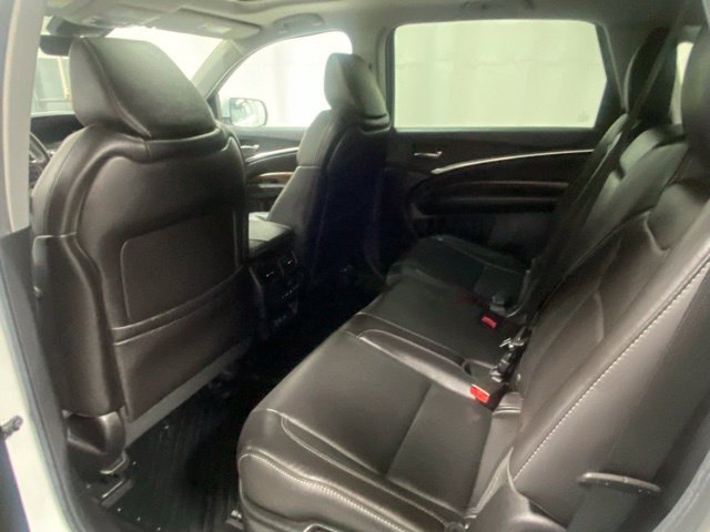 Used 2020 Acura MDX w/ Technology Package AWD/4WD image 13