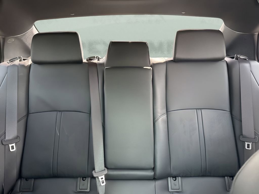 Used 2025 Toyota Camry XSE FWD image 12