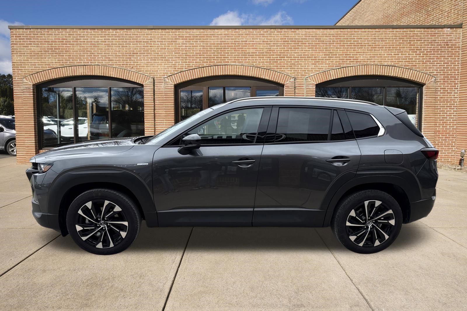 Certified 2025 MAZDA CX-50 2.5 Hybrid w/ Premium Plus Pkg image 7