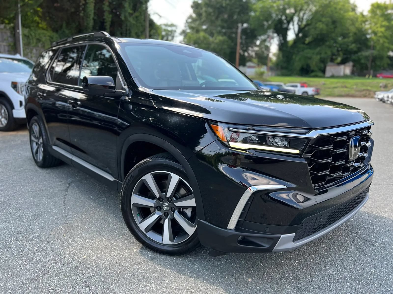 Used 2024 Honda Pilot Touring image 24