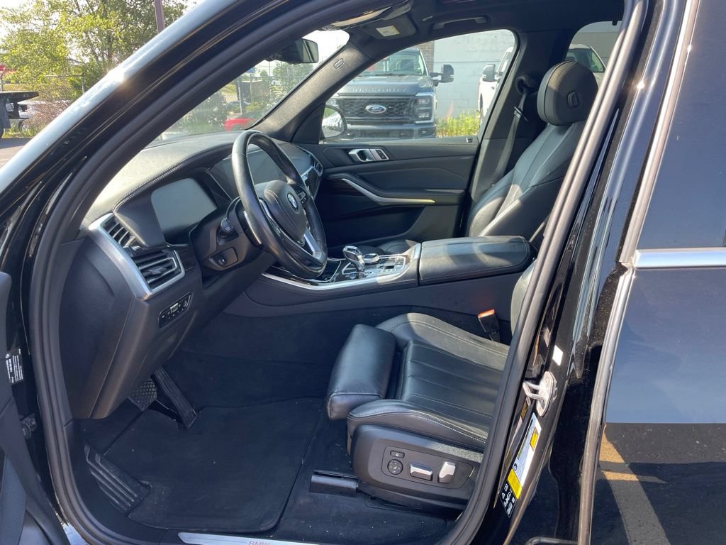 Used 2019 BMW X5 xDrive40i w/ Premium Package 2 AWD/4WD image 9