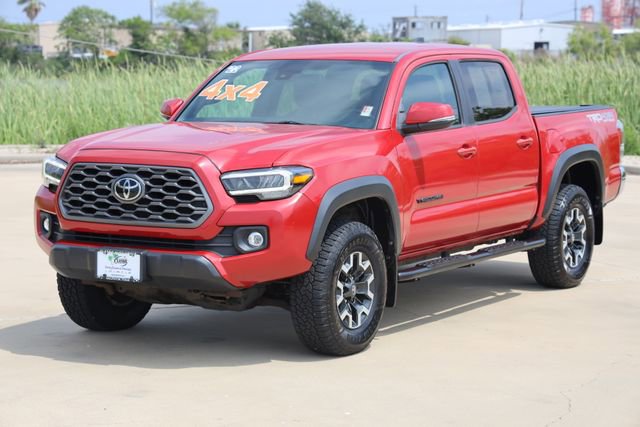 Used 2022 Toyota Tacoma TRD Off-Road AWD/4WD image 3