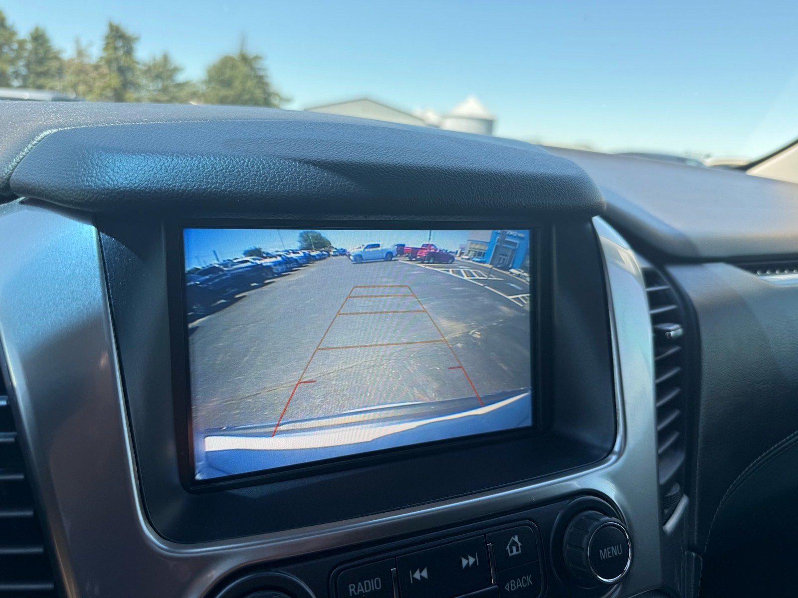 Used 2019 Chevrolet Tahoe Premier AWD/4WD image 26