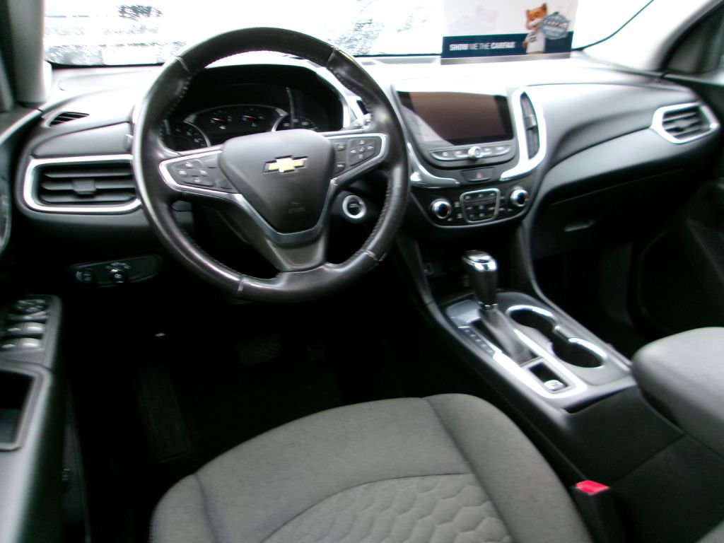 Used 2018 Chevrolet Equinox LT w/ Sun & Infotainment Package image 10