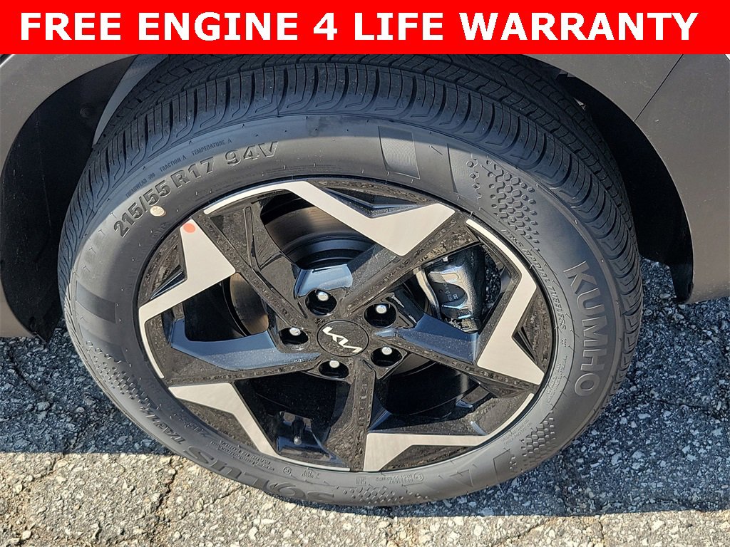 New 2025 Kia Seltos S image 27