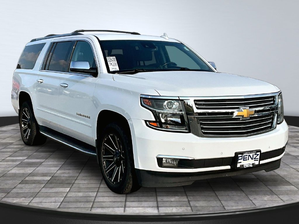 Used 2018 Chevrolet Suburban Premier AWD/4WD image 3