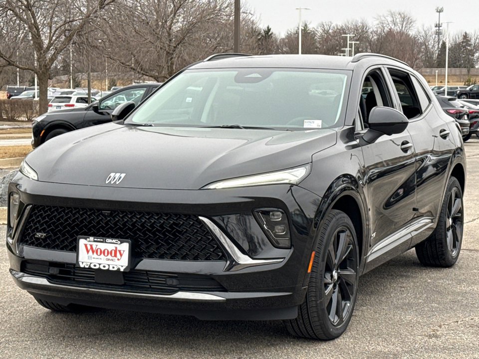 New 2025 Buick Envision Sport Touring image 4