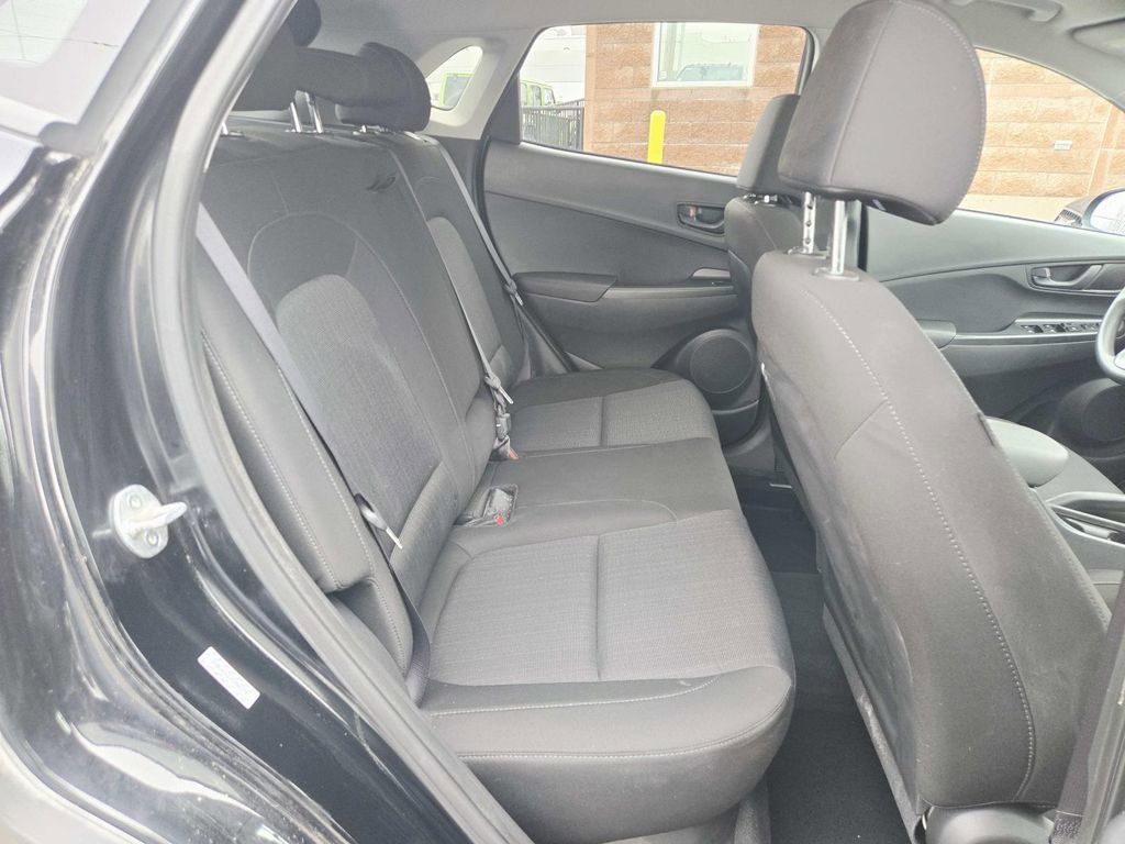 Used 2023 Hyundai Kona SEL image 14