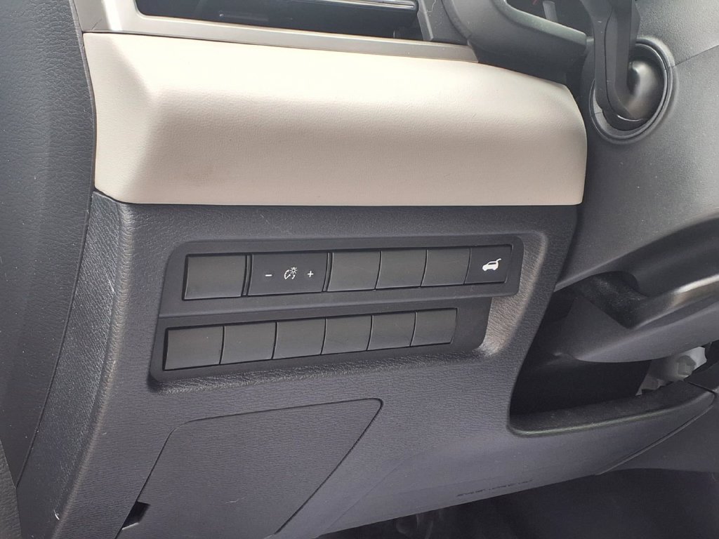 Used 2022 Mitsubishi Outlander SEL AWD/4WD image 13