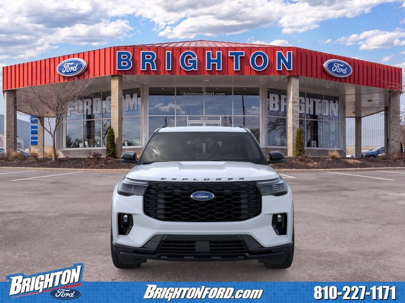 New 2026 Ford Explorer ST-Line w/ ST-Line Street Pack AWD/4WD image 5