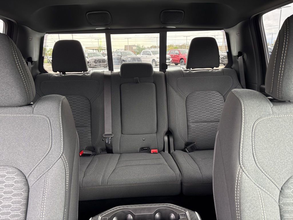 New 2026 RAM 1500 4x4 Crew Cab image 15