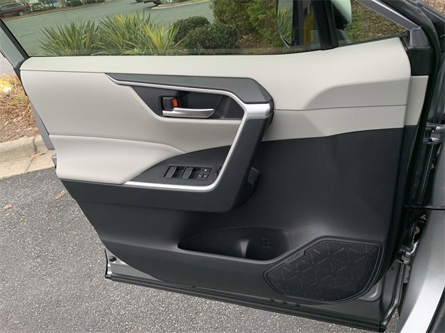 New 2025 Toyota RAV4 XLE image 17