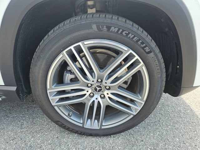 Used 2026 Mercedes-Benz GLS 450 4MATIC image 12