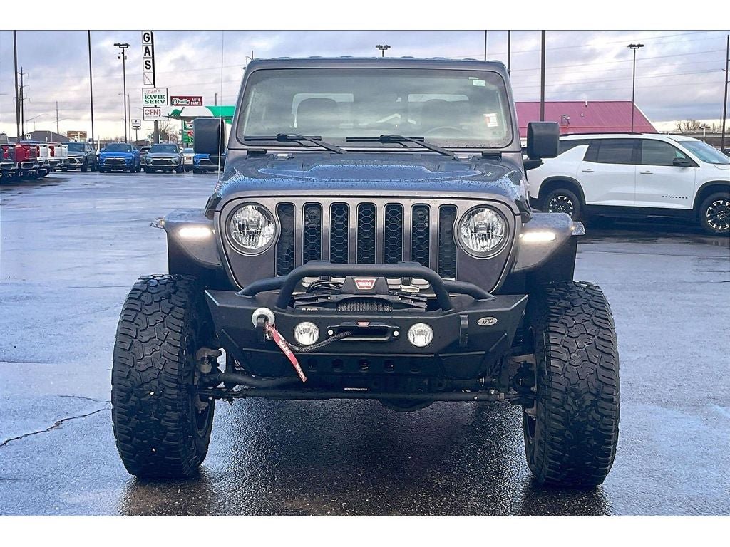 Used 2021 Jeep Gladiator Rubicon w/ Cold Weather Group AWD/4WD image 3