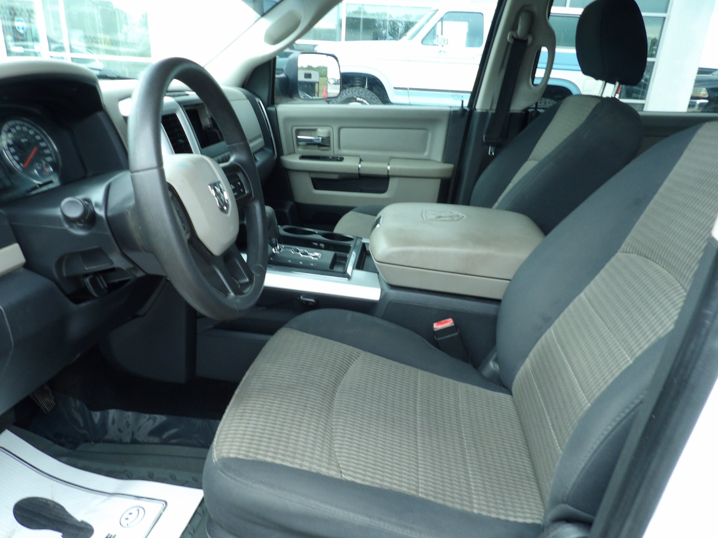 Used 2012 RAM 1500 Classic SLT w/ Protection Group AWD/4WD image 12