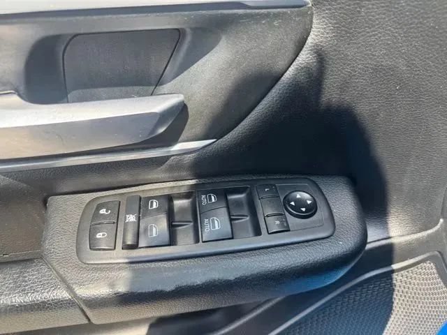 Used 2021 RAM 1500 Big Horn AWD/4WD image 12