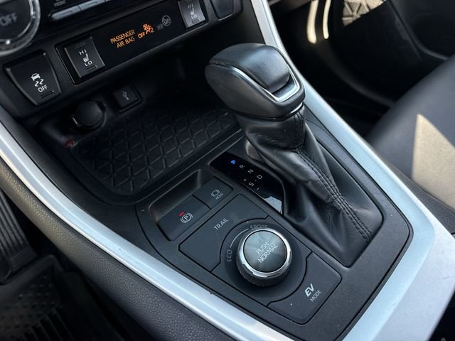 Used 2022 Toyota RAV4 XSE image 21