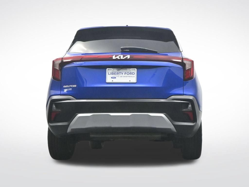 Used 2025 Kia Seltos S FWD image 37