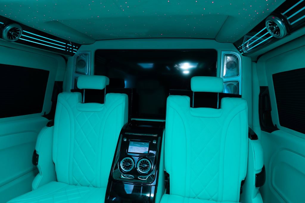 Used 2023 Mercedes-Benz Metris Passenger image 36