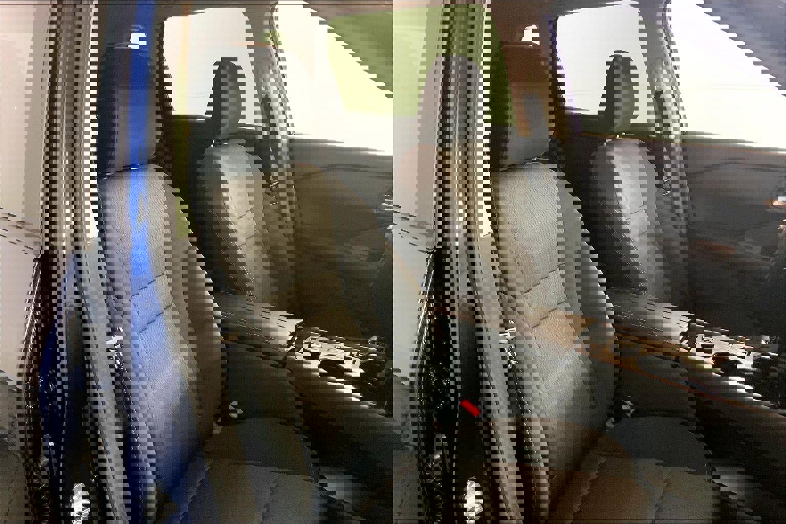 Used 2025 Nissan Rogue SV image 7