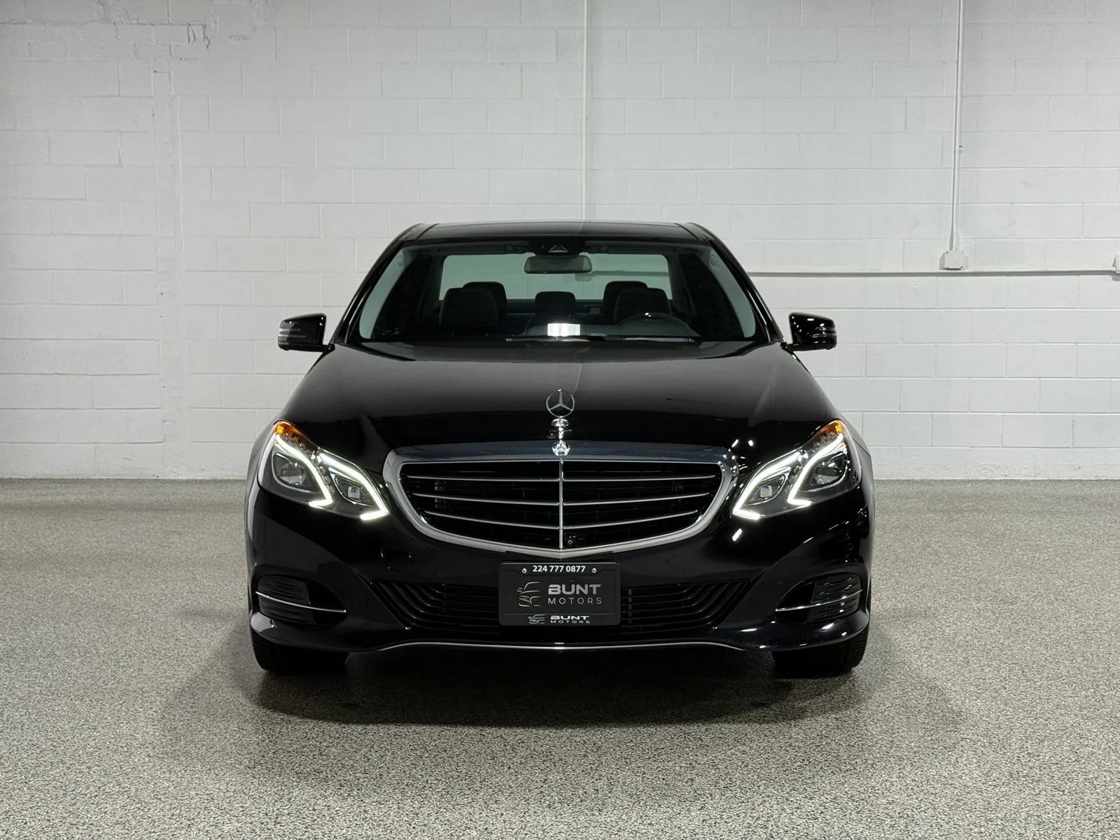 Used 2014 Mercedes-Benz E 350 4MATIC Sedan image 4