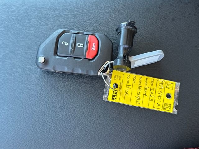 Used 2023 Jeep Wrangler Unlimited Rubicon 4xe image 28