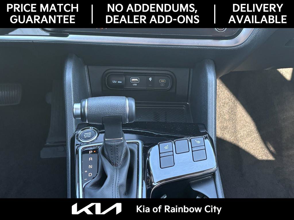 Used 2025 Kia Sportage EX FWD image 21