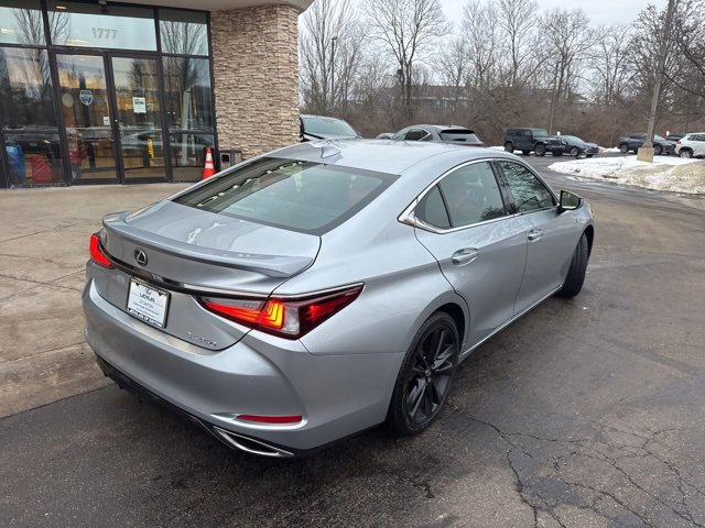 Used 2023 Lexus ES 350 F Sport w/ Accessory Package (Z2) image 3