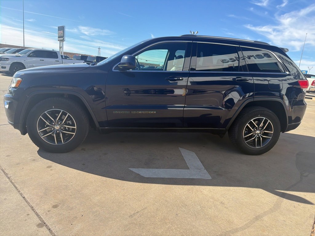 Used 2018 Jeep Grand Cherokee Laredo image 6