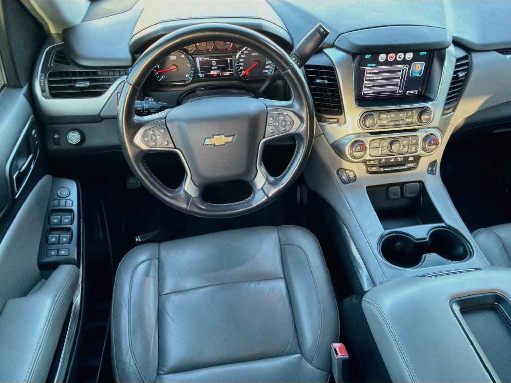 Used 2019 Chevrolet Tahoe LT w/ Luxury Package RWD image 17
