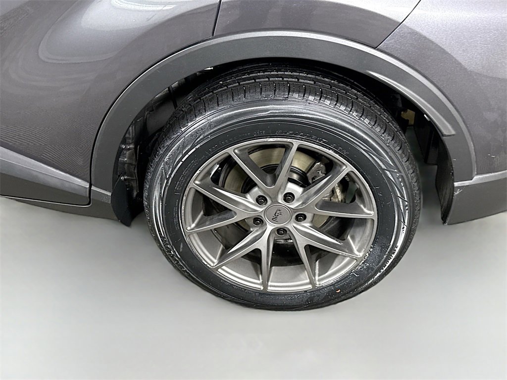 Certified 2019 Toyota C-HR LE image 32