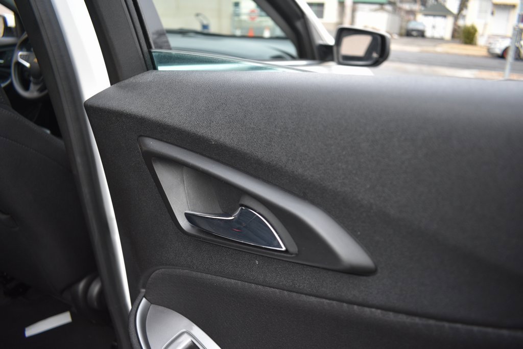 Used 2024 Chevrolet Malibu LT image 27