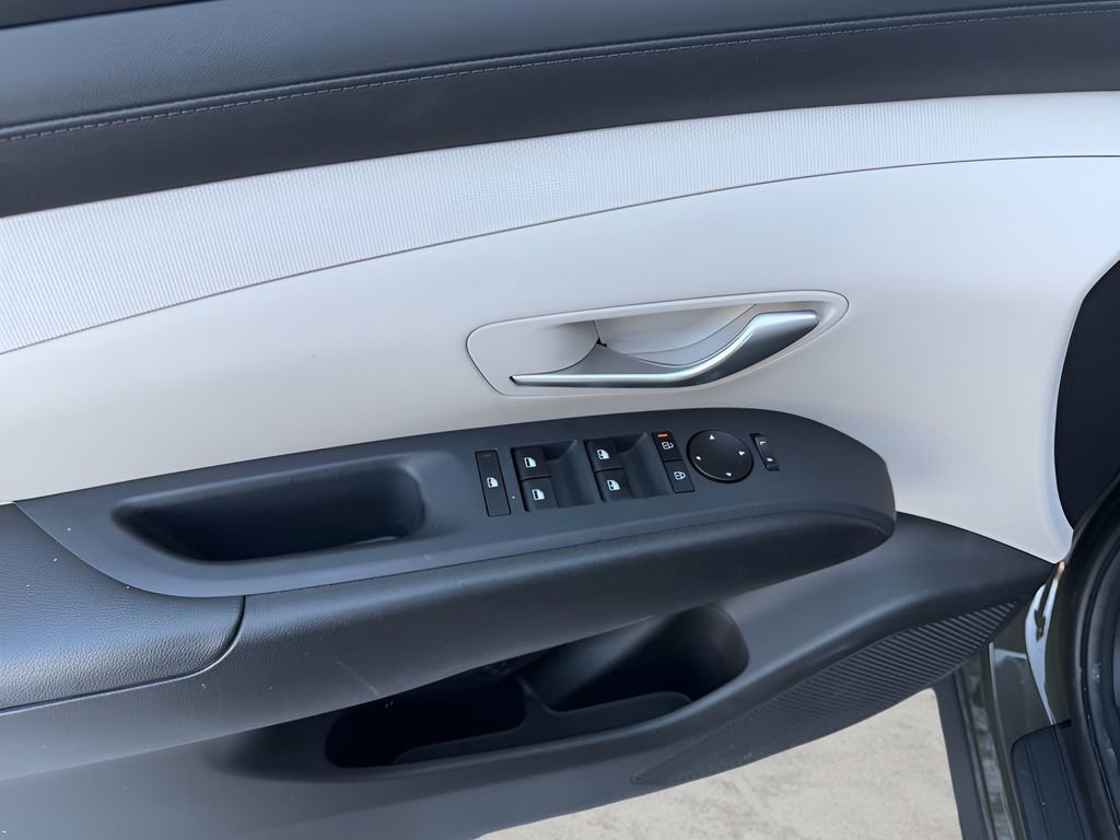 Used 2025 Hyundai Tucson SEL image 21
