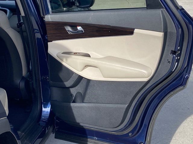 Used 2019 Kia Sorento EX image 28