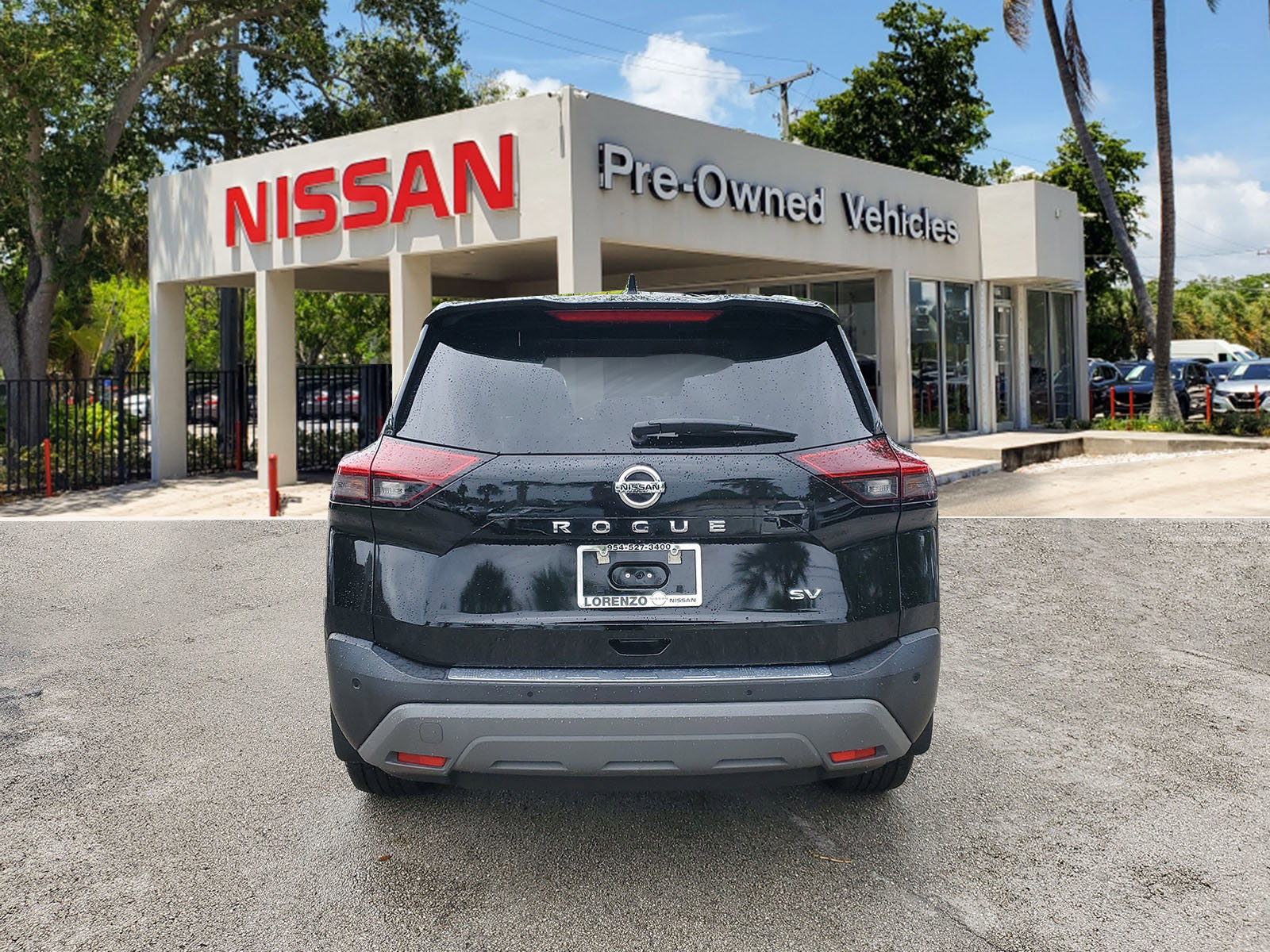Certified 2021 Nissan Rogue SV w/ Premium Package image 5