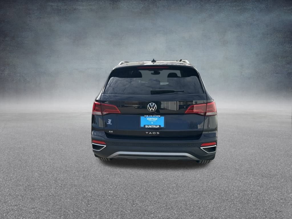 Used 2023 Volkswagen Taos SE w/ Black Wheel Package image 36