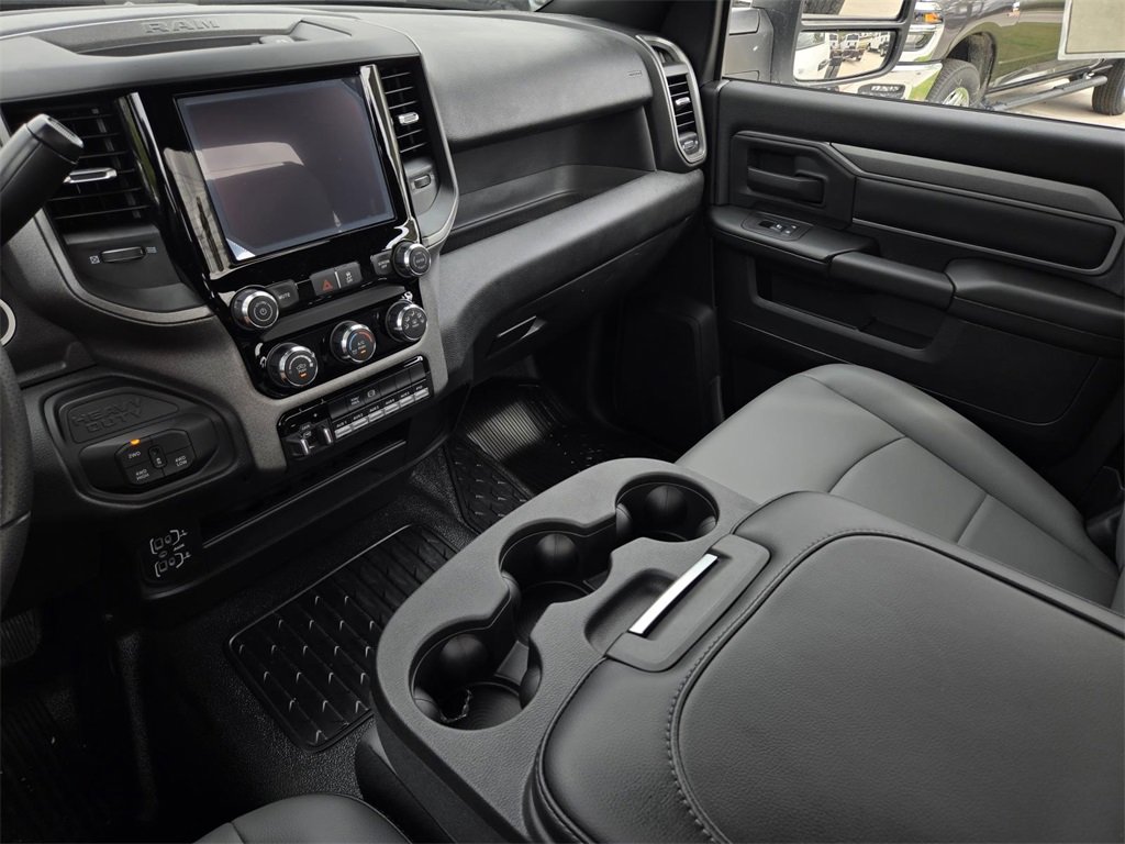 New 2025 RAM 5500 Tradesman image 18