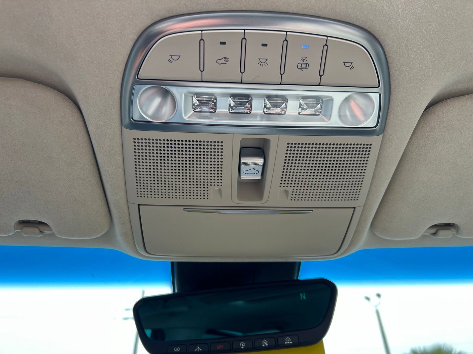 Used 2019 Genesis G90 5.0 Ultimate image 33