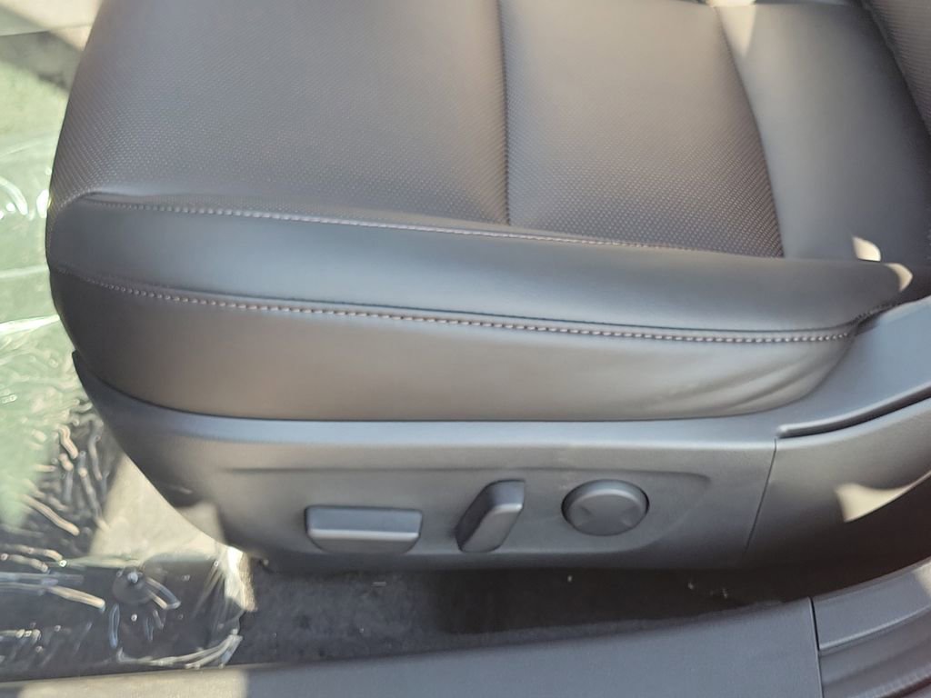 New 2026 MAZDA MAZDA3 2.5 S Hatchback w/ Premium Pkg FWD image 16