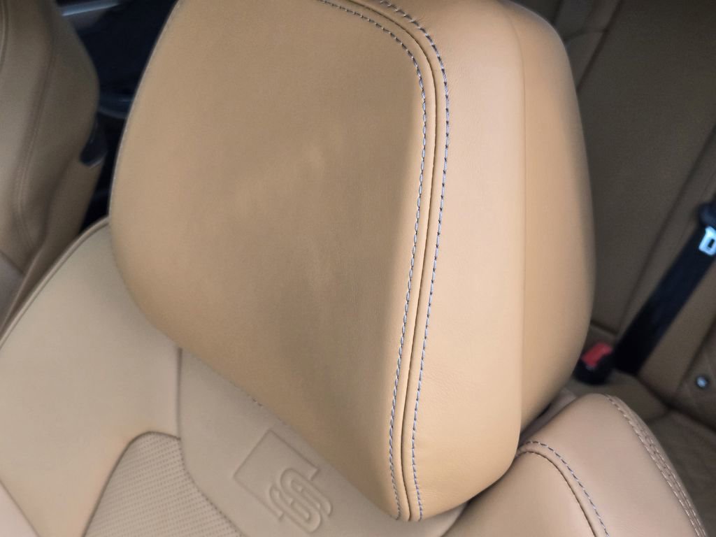 New 2025 Audi S8 image 16